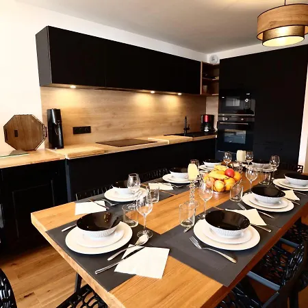 Superbe 4 Etoiles, 2 Chambres, Proche Pistes, Balcon, Parking, & Velo - Fr-1-623-329 Les Gets